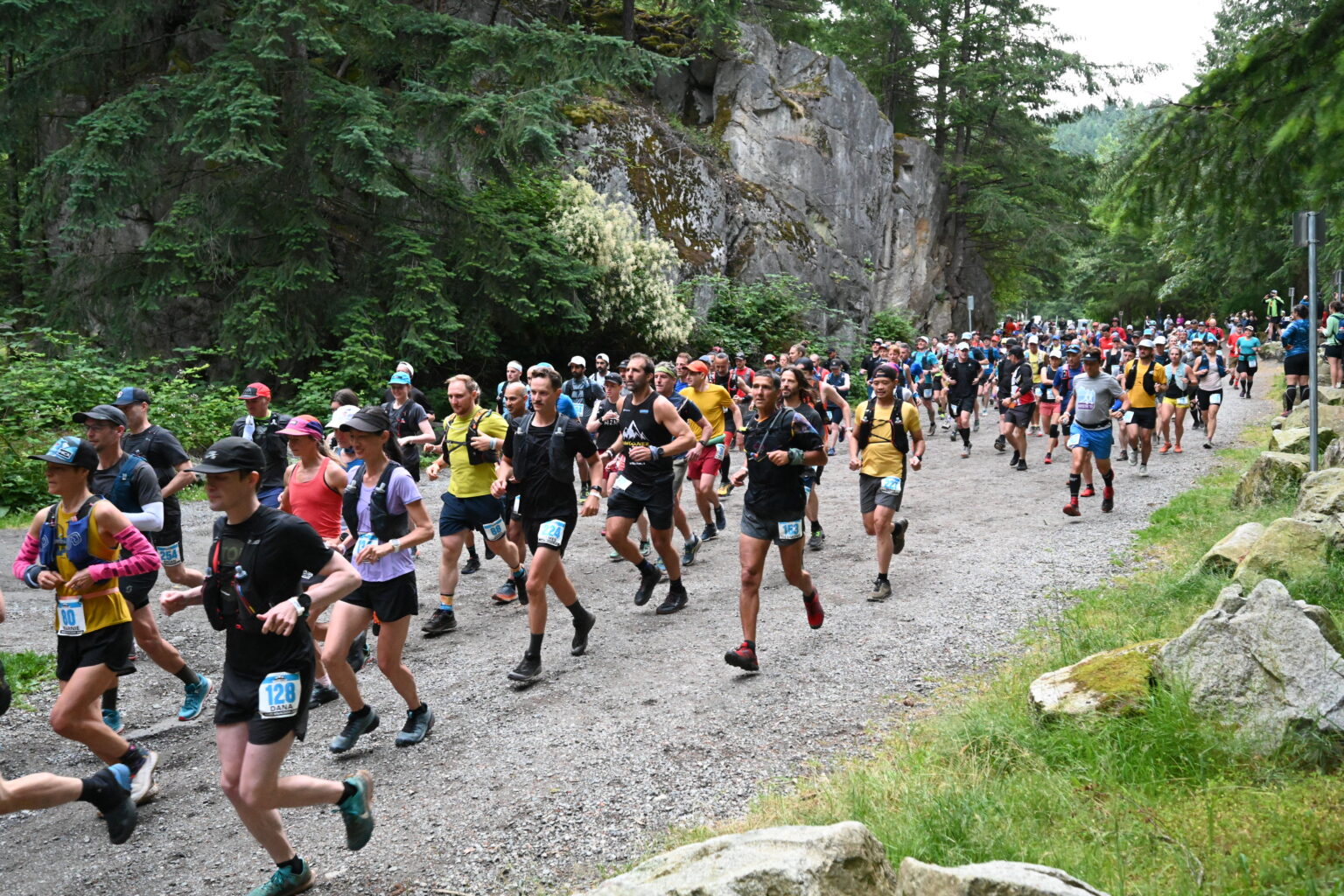 Start line 2022 race day photos by Salvador Miranda